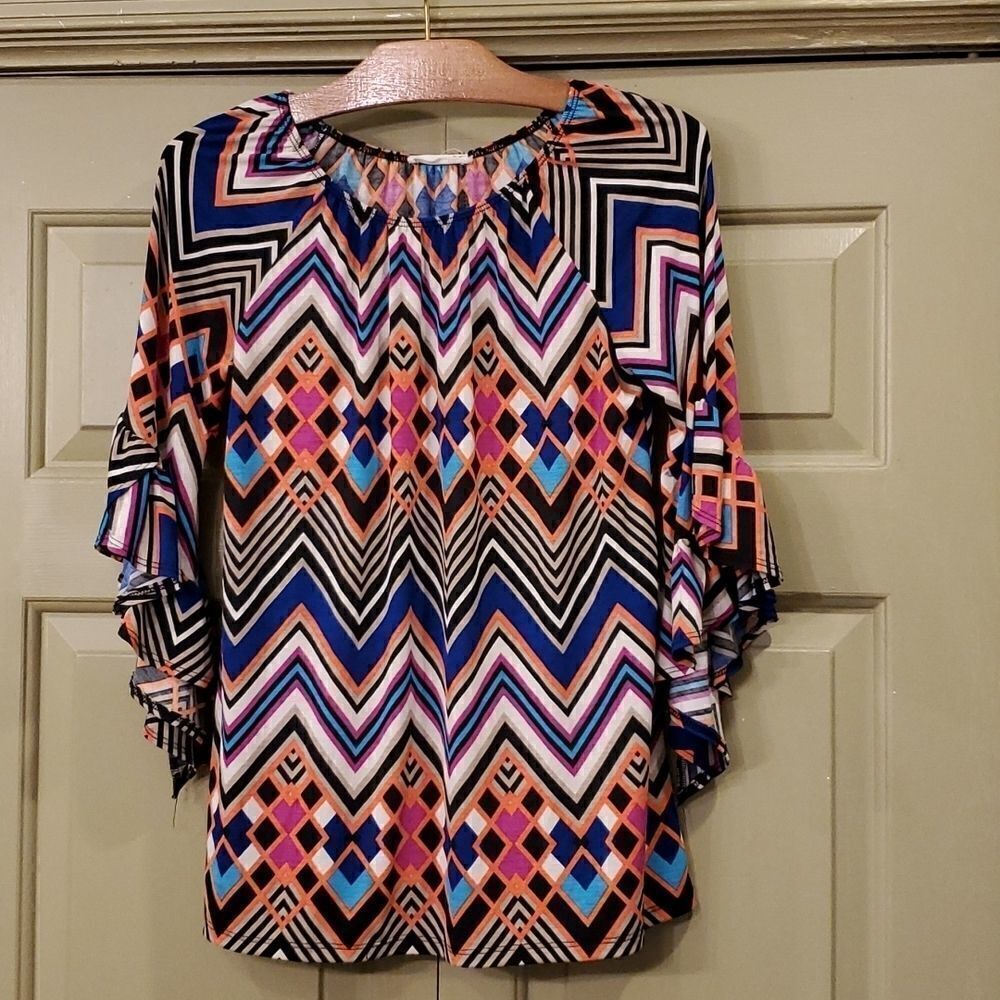 Pomelo funky geometric ruffle sleeve top